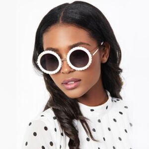 Eila Chérie Wavy Edge Round Statement Sunglasses White Like New with Case